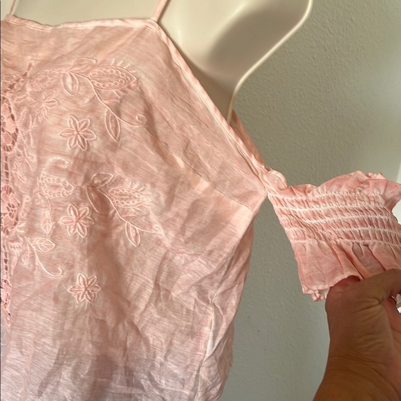 Guess NWT Boho Blush Pink Floral Camisole w Embroidery - Picture 4 of 7
